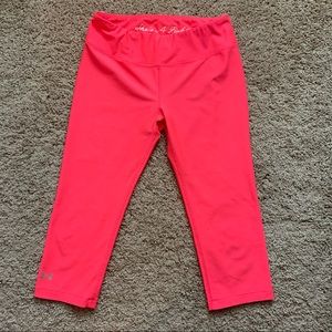 Under Armour | cropped workout leggings | Sz Sm